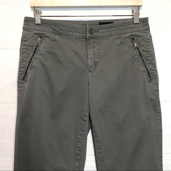 219. Club Monaco Cotton Twill Utility-Style. Stretch Pants Army Green - Picture 3 of 7